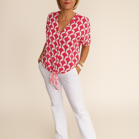 Ashley™ | Top casual con scollo a V e stampa